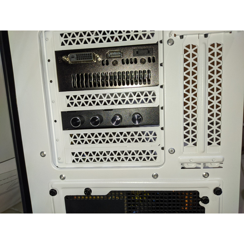 Hub Controladora Velocidad Fans Pc Sata, 4 Canales Hub Controladora Velocidad Fans Pc Sata, 4 Canales